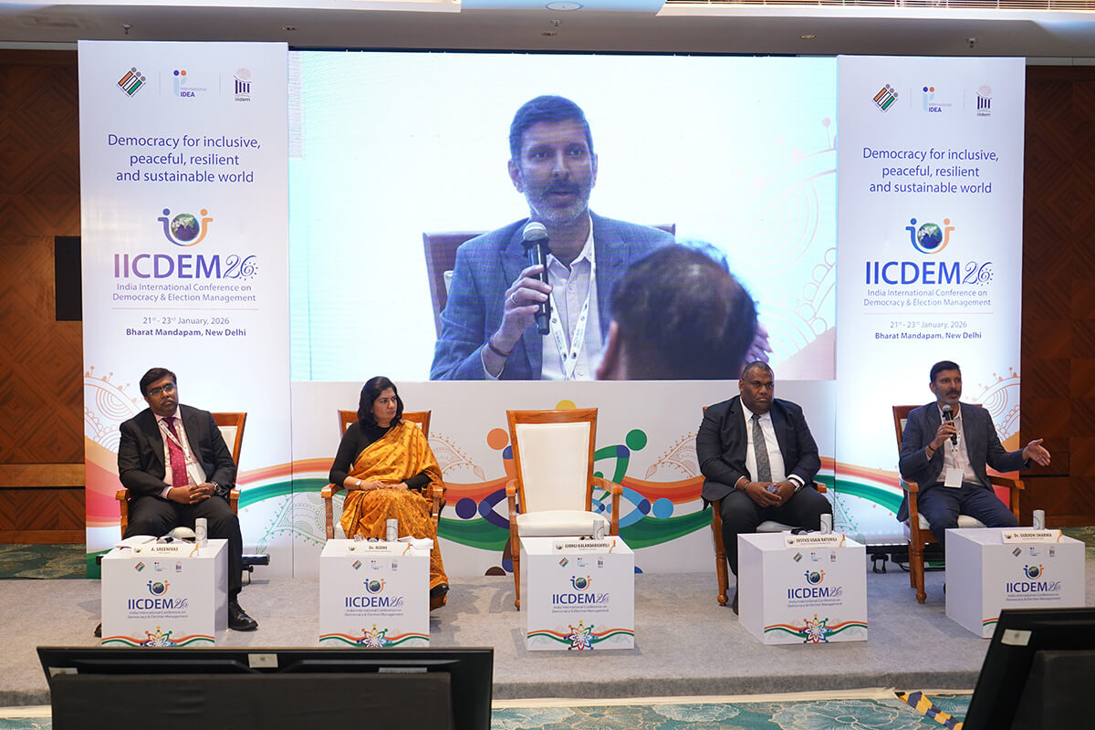 International IDEA Photos 8