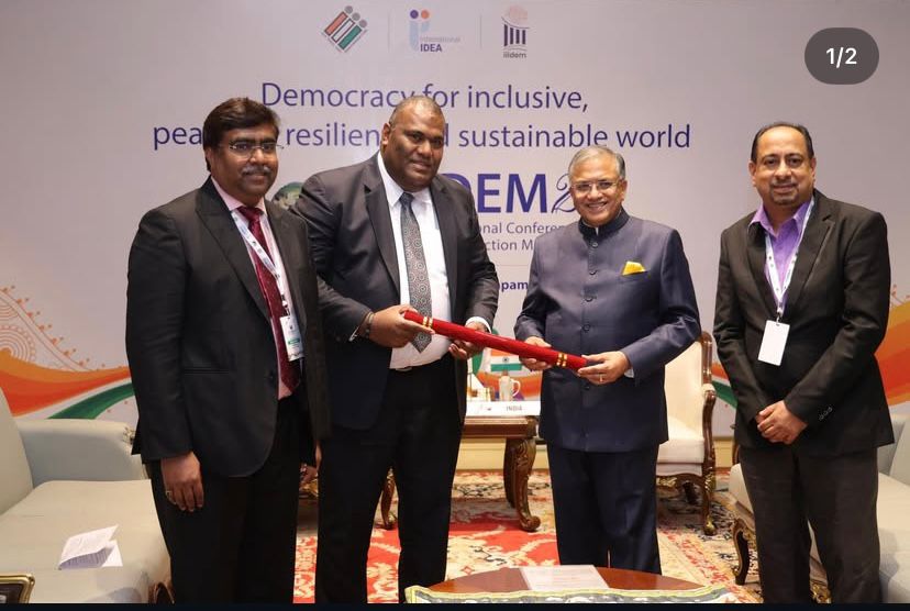 International IDEA Photos 11